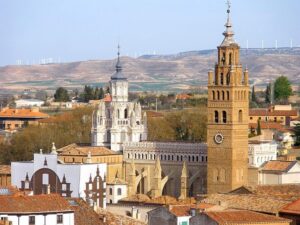 Colegios en Tarazona: Guía de Centros Educativos en la Ciudad del Mudéjar