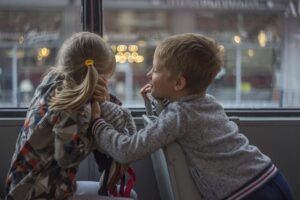 Autobuses TUZSA para Ir al Colegio en Zaragoza: Las Mejores Líneas por Barrio